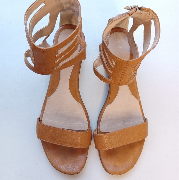 Authentic Fendi Leather Sz 39 1/2 Gladiator Ankle Boho Sandals - Picture 2 of 14